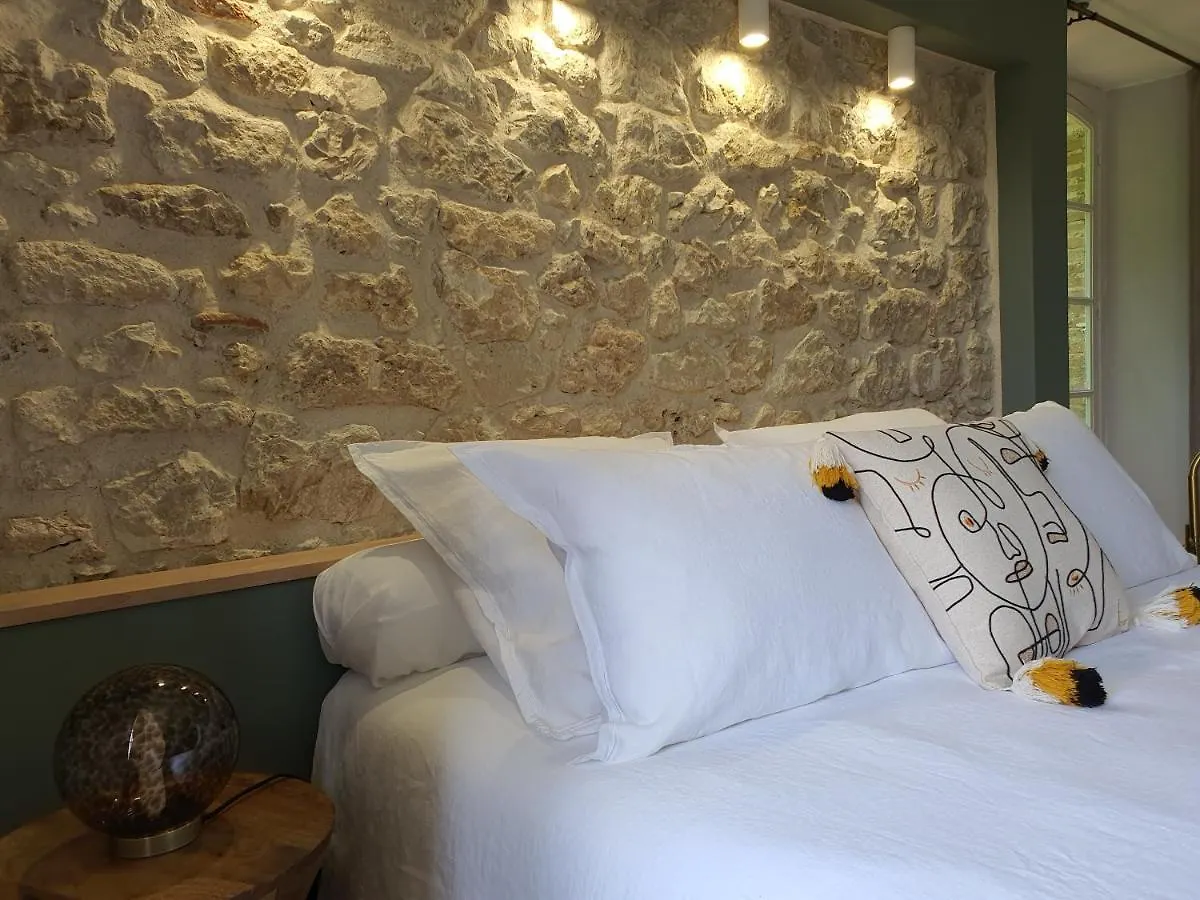 Maison d'hôtes Hotel Le Moulin De Salazar à Montbarla