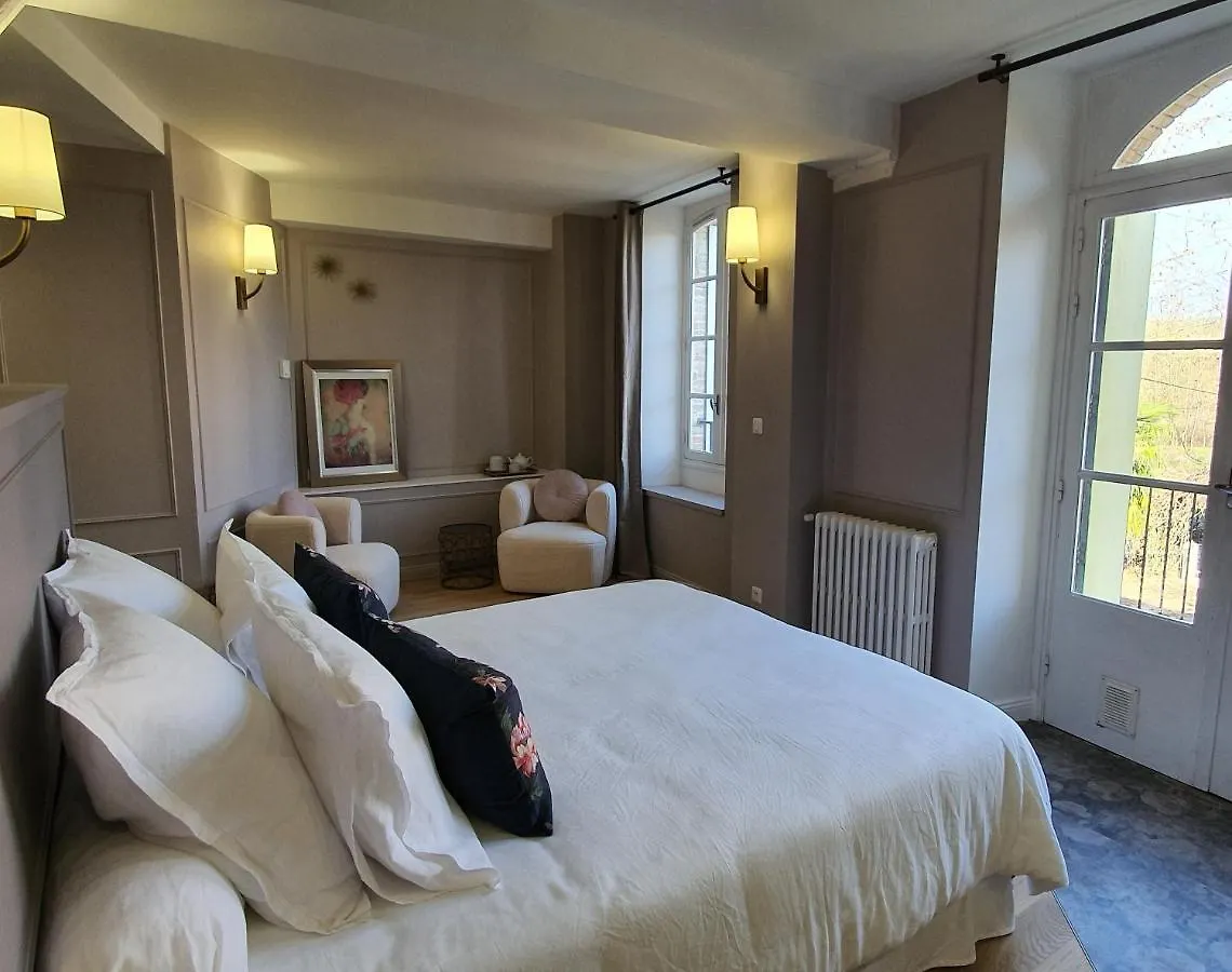 Hotel Le Moulin De Salazar à Montbarla Maison d'hôtes