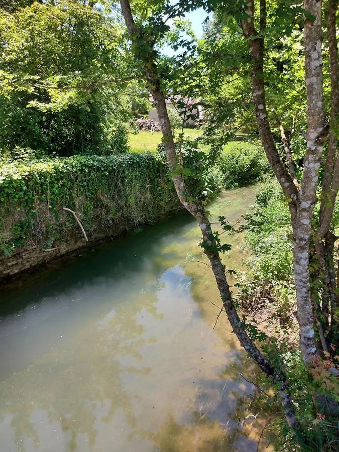 Le Moulin De Salazar 호텔 Montbarla 게스트하우스